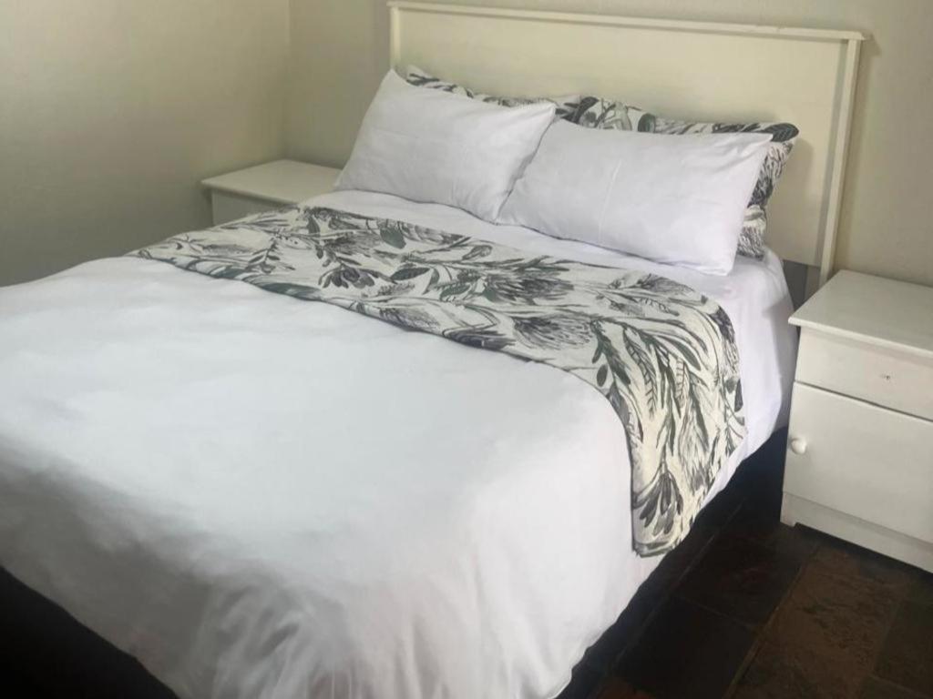 Karee Guesthouse Thabazimbi Pokój zdjęcie